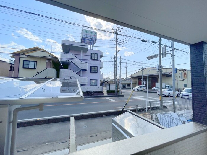 物件内観写真17　(室内からの展望)