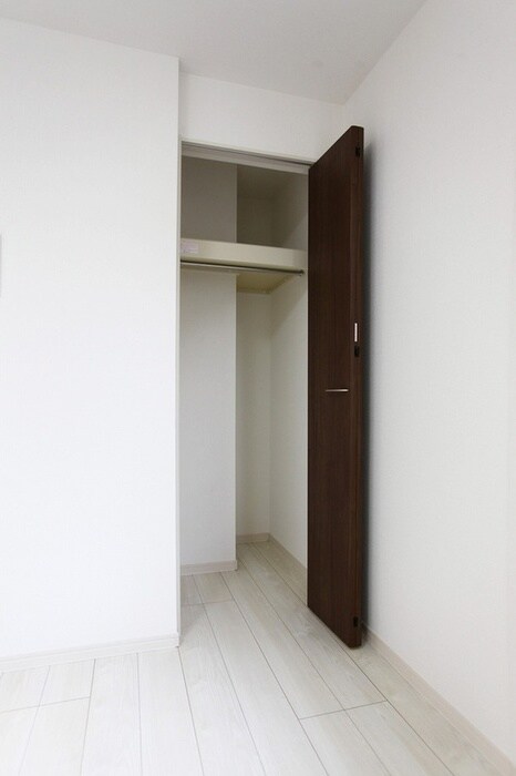 物件内観写真10　(収納)