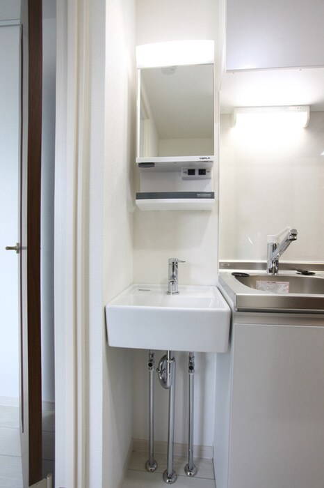 物件内観写真15　(洗面)