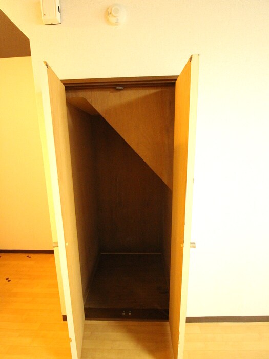 物件内観写真15　(収納)