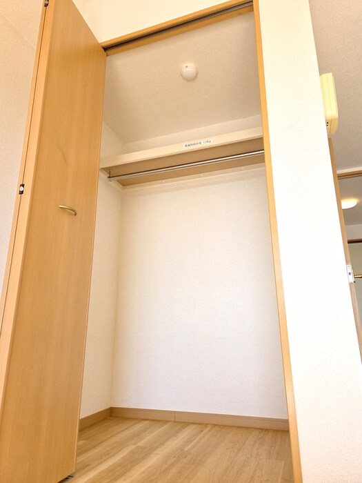 物件内観写真10　(収納)