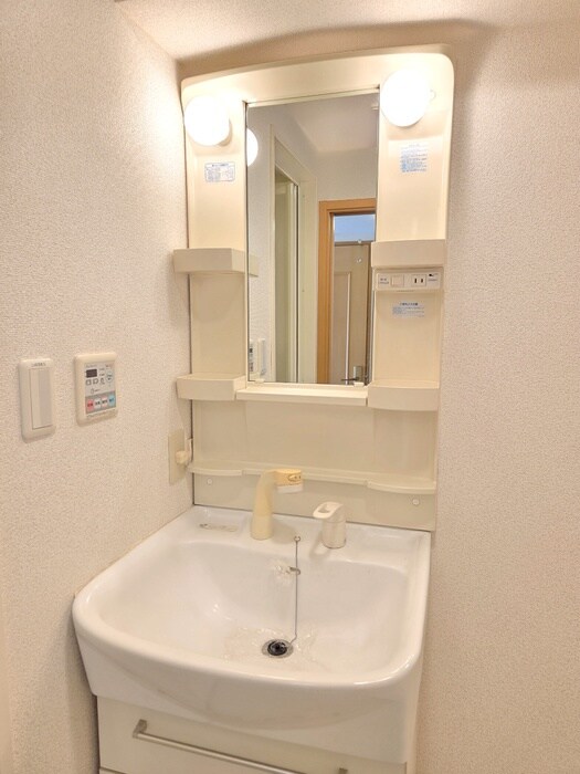 物件内観写真16　(洗面)