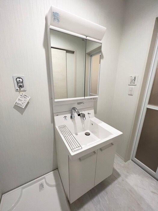 物件内観写真13　(洗面)