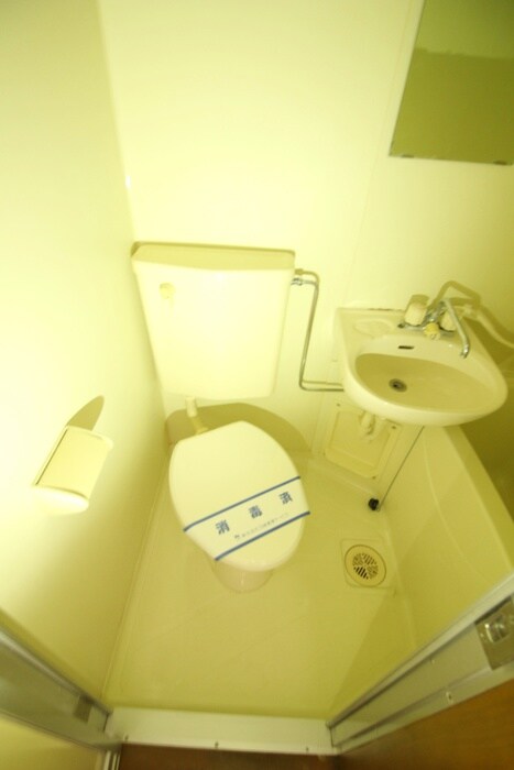 物件内観写真12　(トイレ)