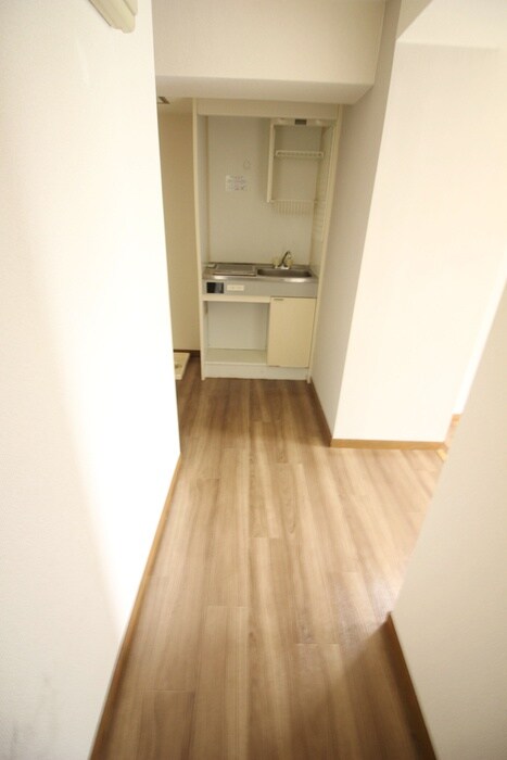 物件内観写真20　(廊下)