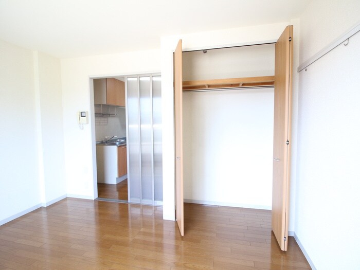 物件内観写真8　(収納)