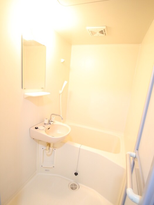 物件内観写真10　(バス／シャワールーム等)