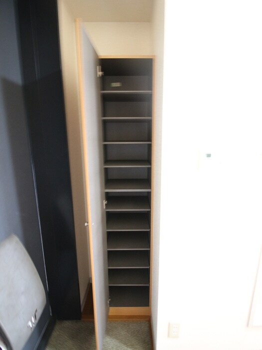 物件内観写真14　(靴箱)