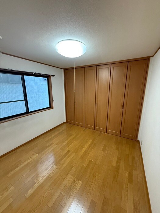 物件内観写真10　(居室)