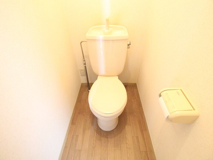 物件内観写真11　(トイレ)