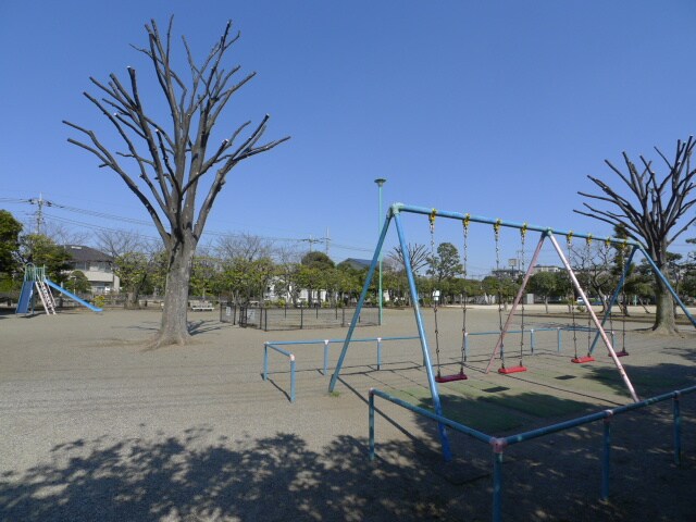 物件外観写真4　(周辺環境)