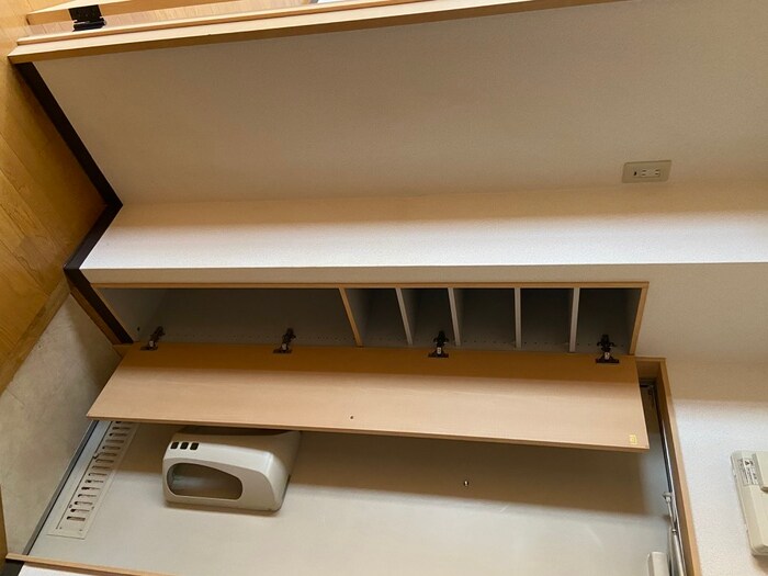 物件内観写真15　(玄関)