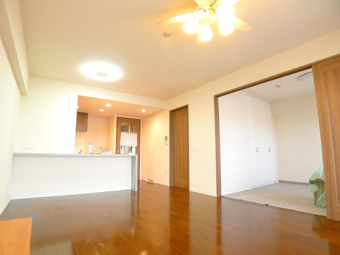 ヴェレーナ幕張（８０２）の居室