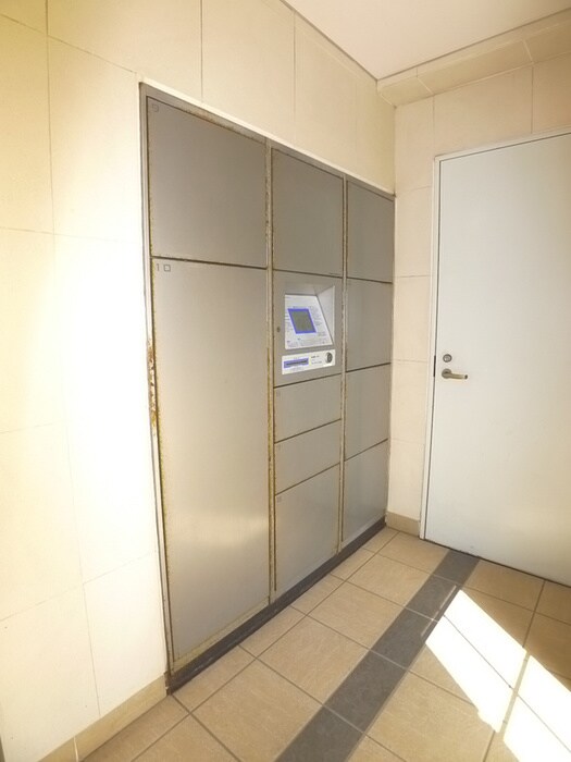 物件外観写真6　(建物設備)