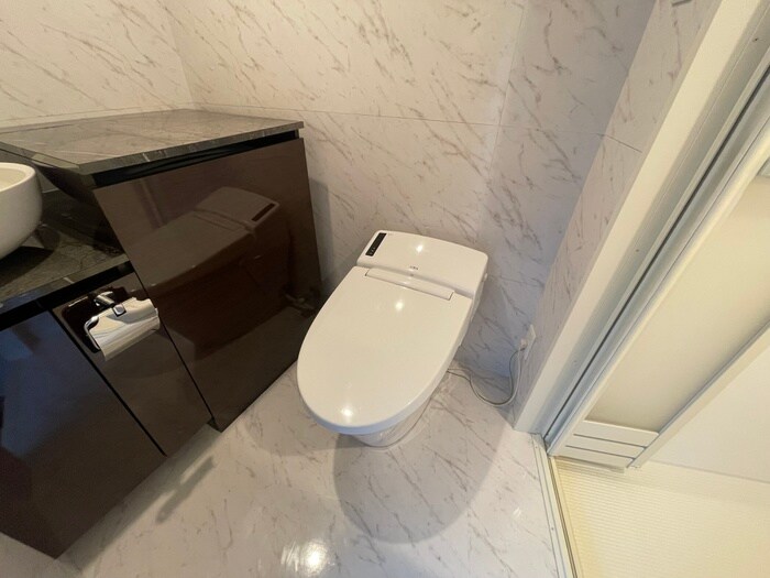 物件内観写真11　(トイレ)