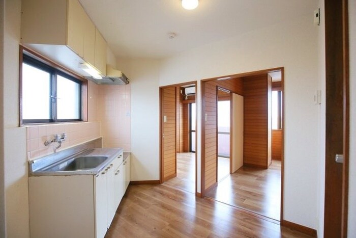 物件内観写真8　(居室)