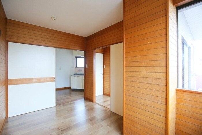 物件内観写真10　(居室)