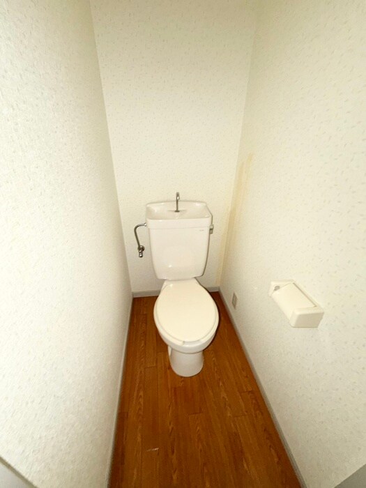 物件内観写真12　(トイレ)