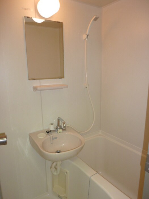 物件内観写真13　(バス／シャワールーム等)