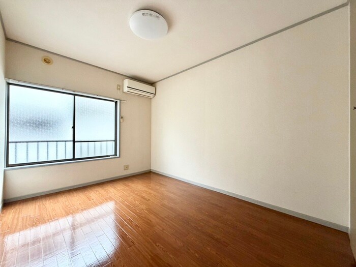 物件内観写真17　(居室)