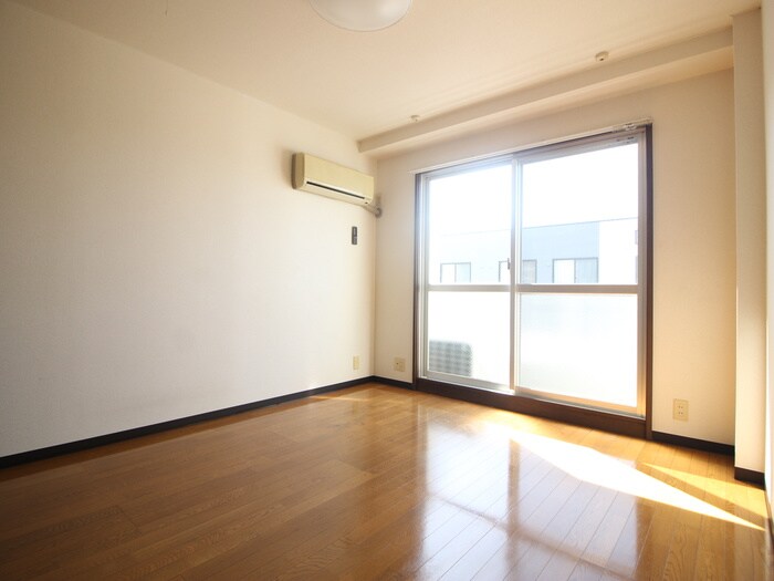 物件内観写真20　(居室)