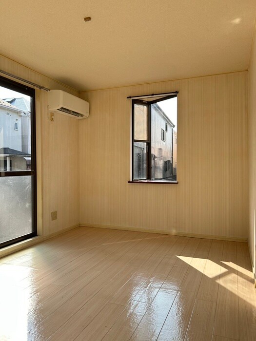 物件内観写真7　(居室)