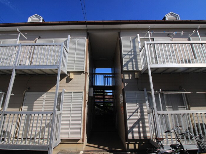 メゾンハイブリッジのエントランス部分