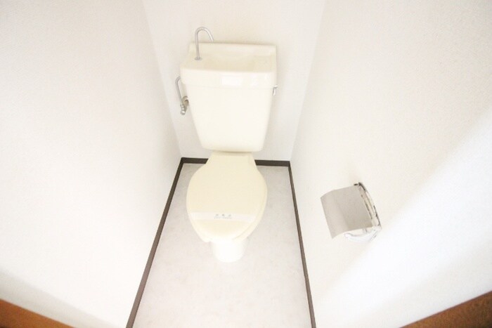 物件内観写真14　(トイレ)