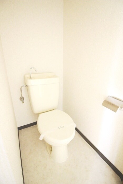 物件内観写真15　(トイレ)