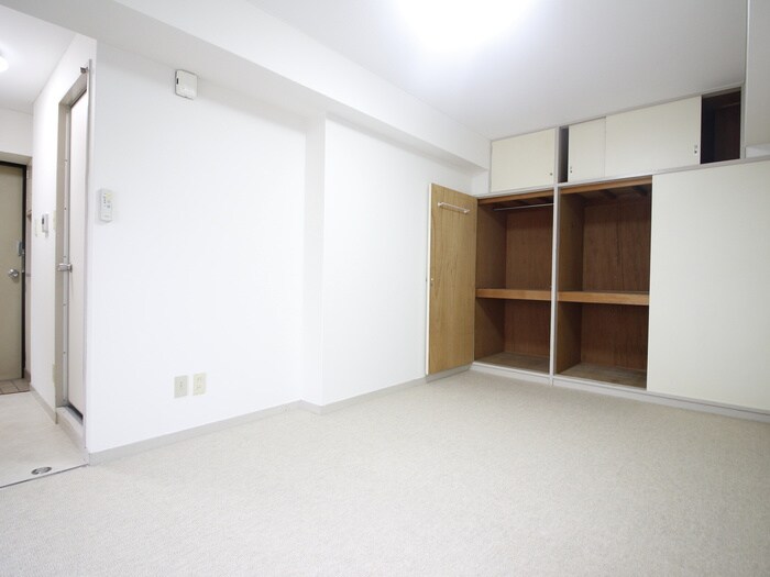 物件内観写真10　(収納)