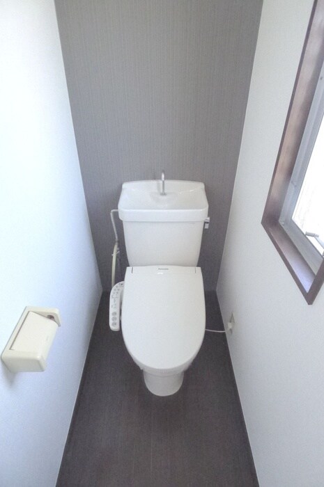 物件内観写真12　(トイレ)