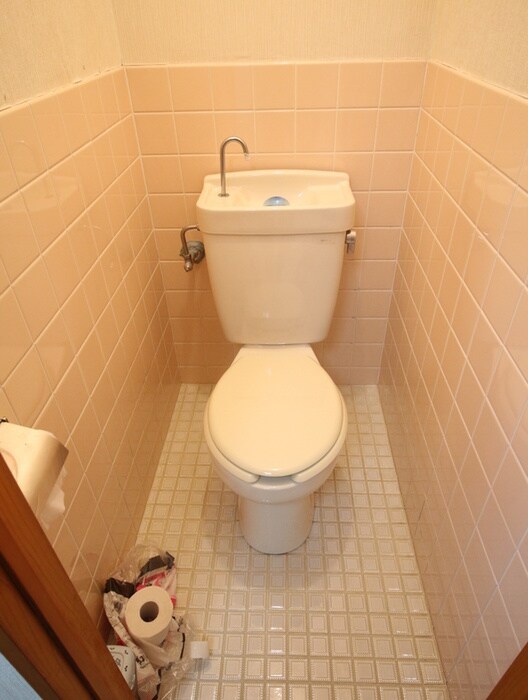 物件内観写真12　(トイレ)