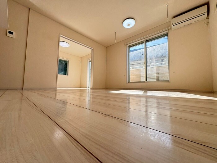 物件内観写真13　(居室)