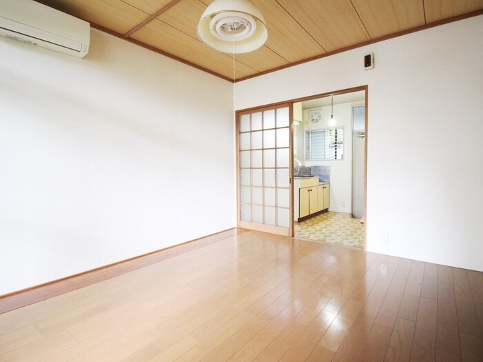 物件内観写真10　(居室)