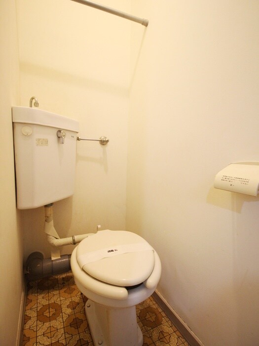 物件内観写真11　(トイレ)