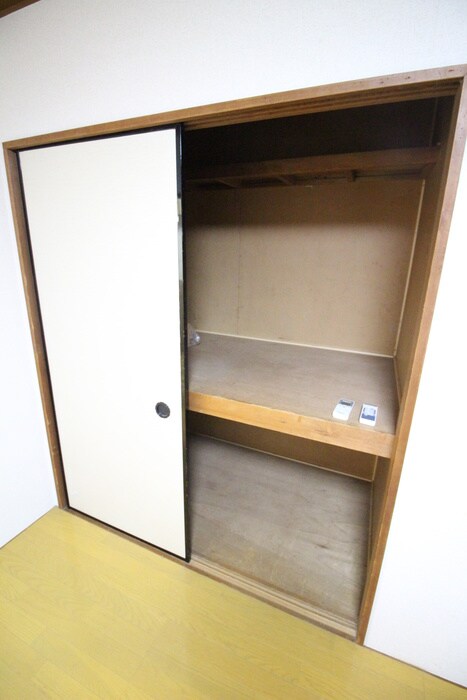 物件内観写真11　(収納)