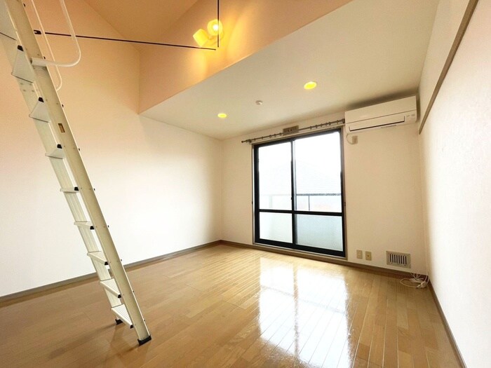 物件内観写真7　(居室)