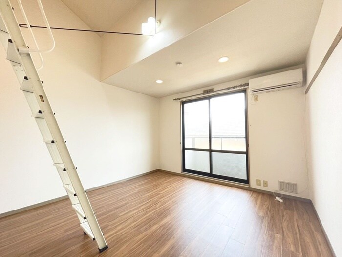 物件内観写真7　(居室)