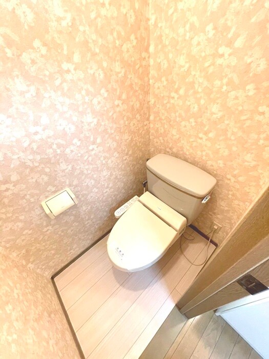 物件内観写真12　(トイレ)