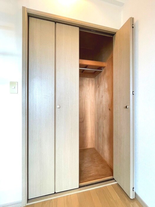 物件内観写真18　(収納)