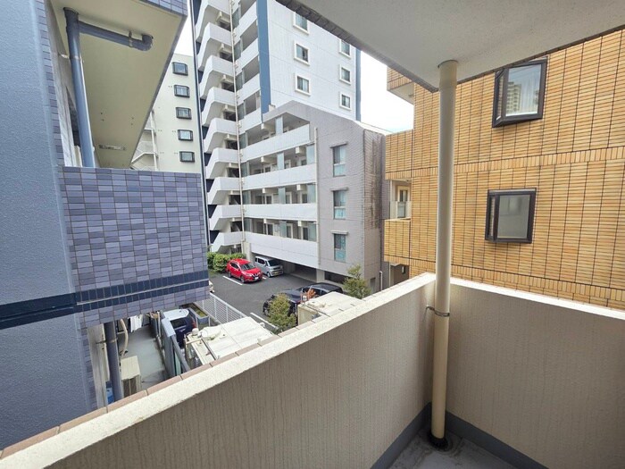 物件内観写真15　(玄関)