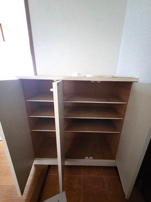 物件内観写真17　(靴箱)