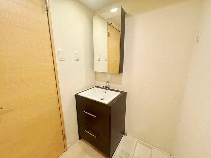 物件内観写真18　(洗面)