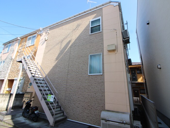 物件外観写真2　(外観写真)