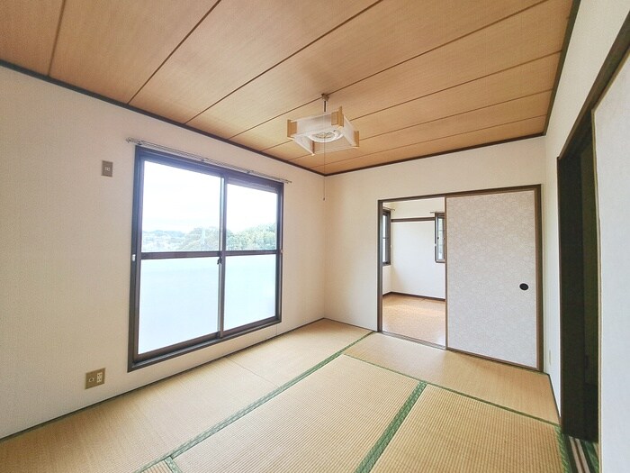 物件内観写真9　(居室)