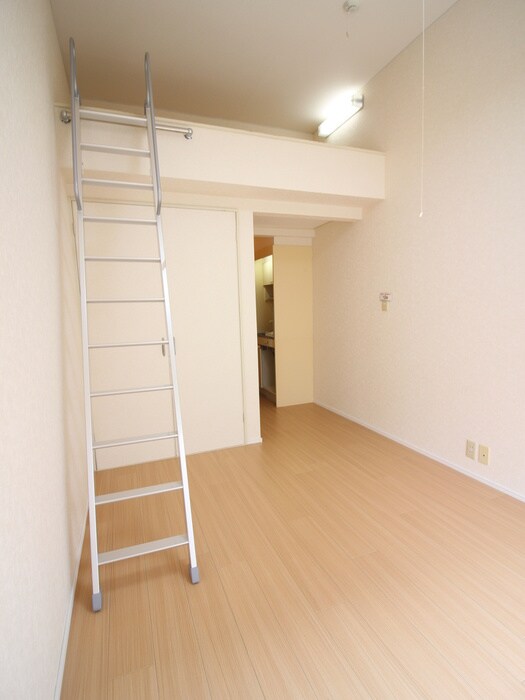 物件内観写真11　(居室)