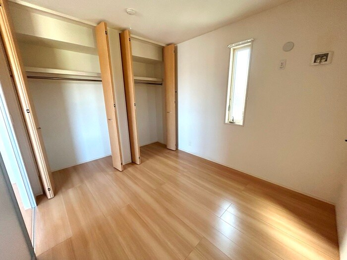 物件内観写真10　(居室)