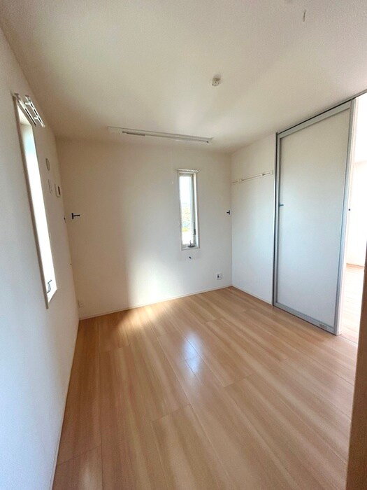 物件内観写真21　(居室)