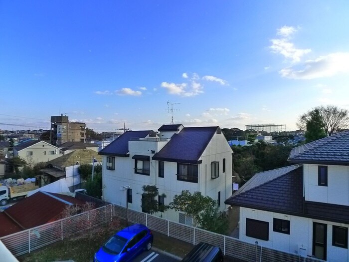 物件内観写真22　(室内からの展望)