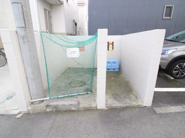 物件外観写真4　(建物設備)